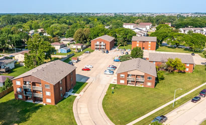 ANKENY PINES APARTMENTS